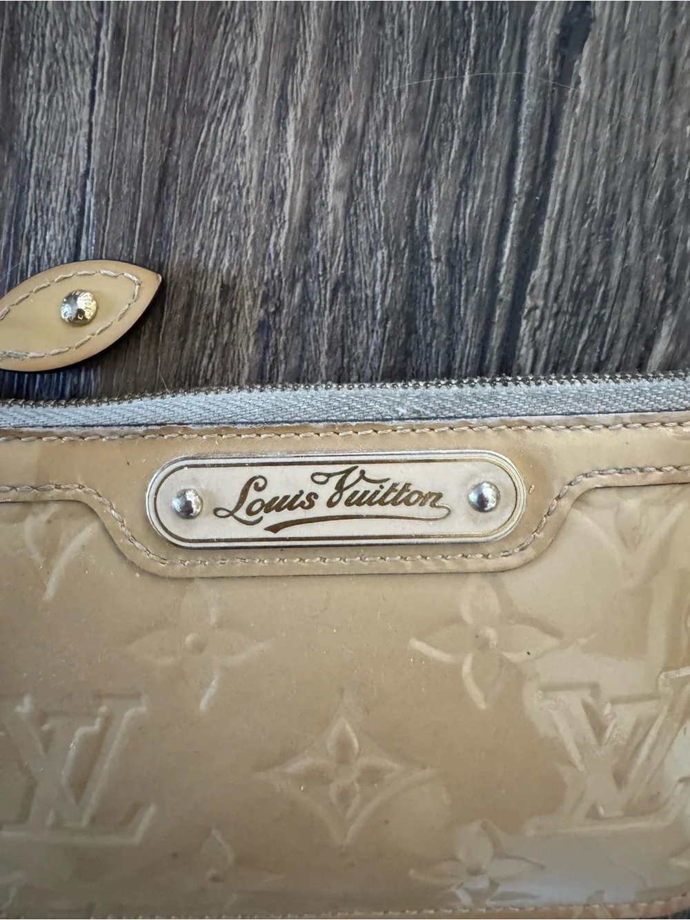 Louis Vuitton Vernis Key Pouch